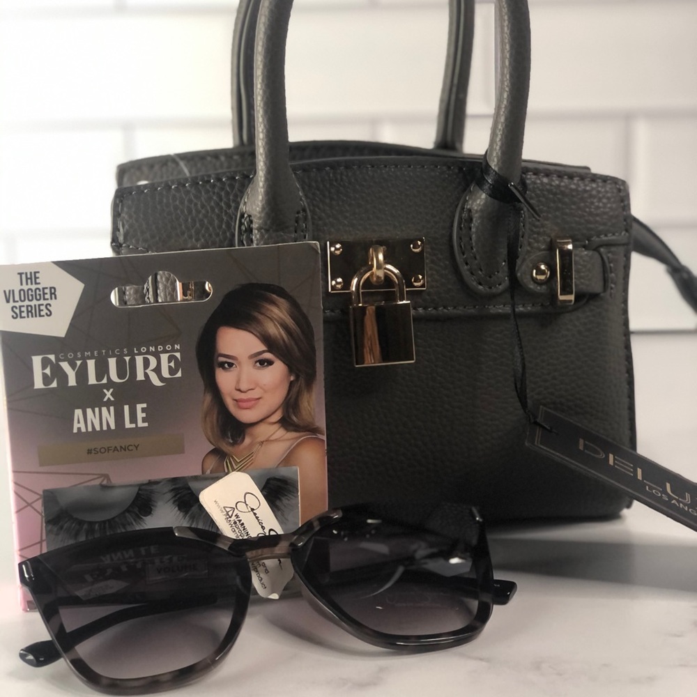 Small Grey Bag with Sunglasses and Lashes